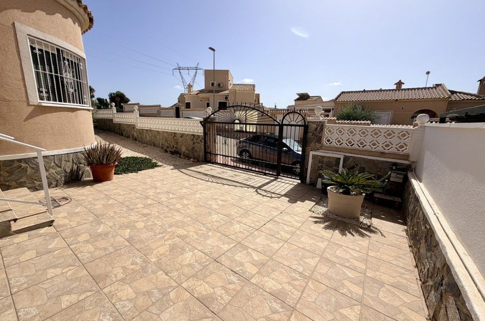 Villa in Quesada