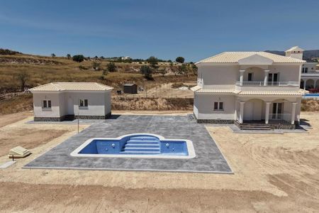 Finca in El Pinós