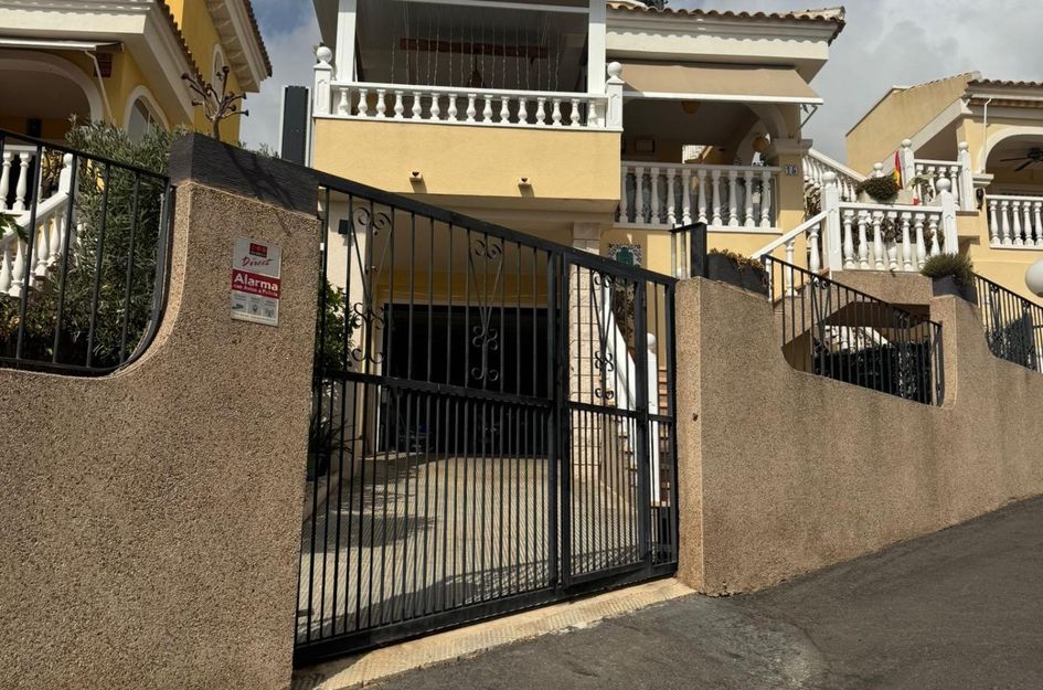 Duplex in La Marina
