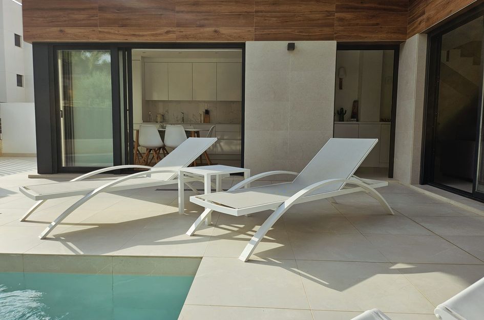 Villa in Santiago de la Ribera