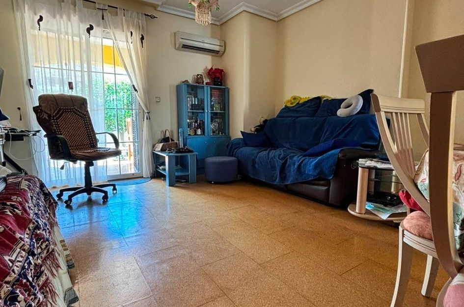 Villa in Los Almendros