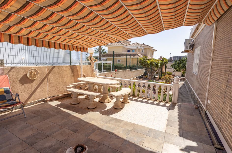 Villa in Dehesa de Campoamor