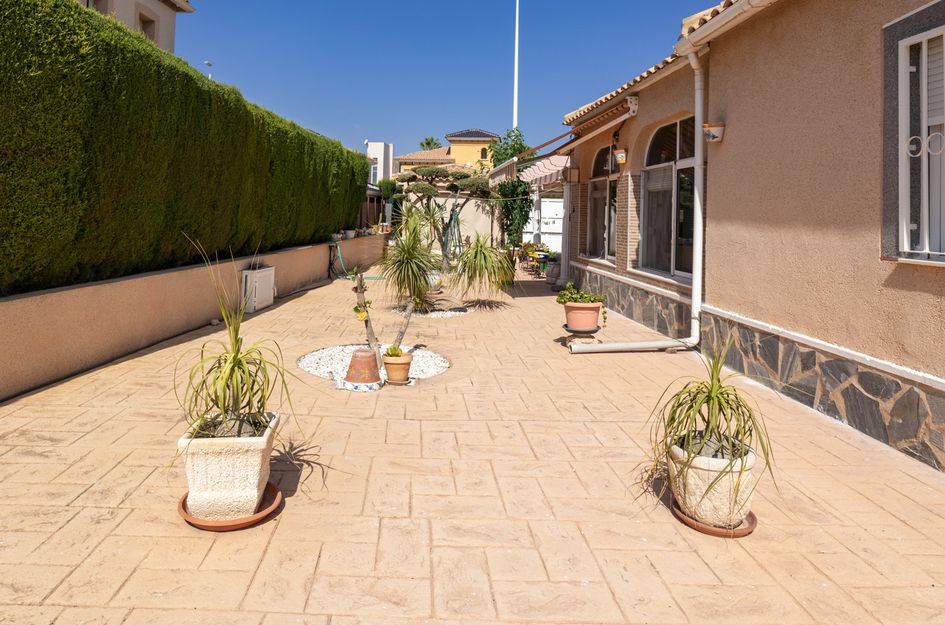 Villa in Dehesa de Campoamor