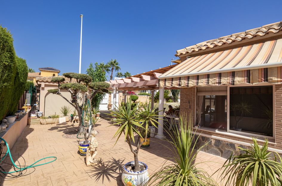 Villa in Dehesa de Campoamor