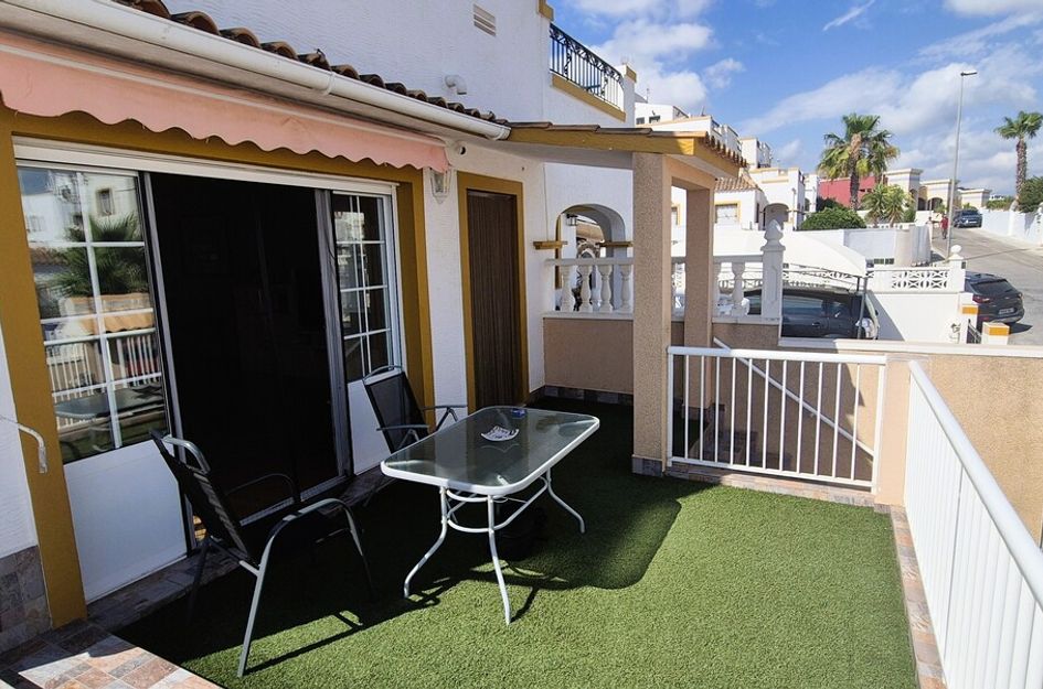 Halfvrijstaand in Torrevieja