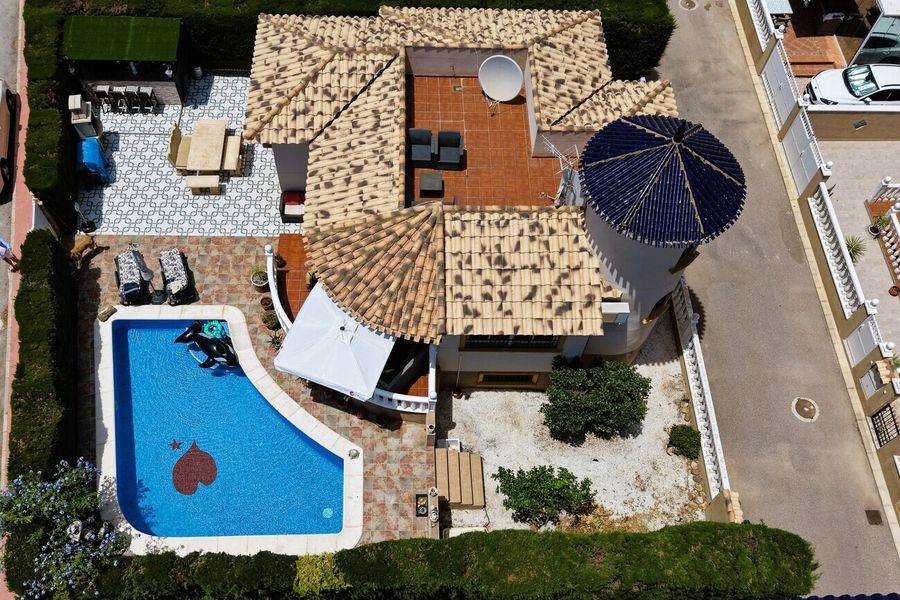 Villa in Los Almendros