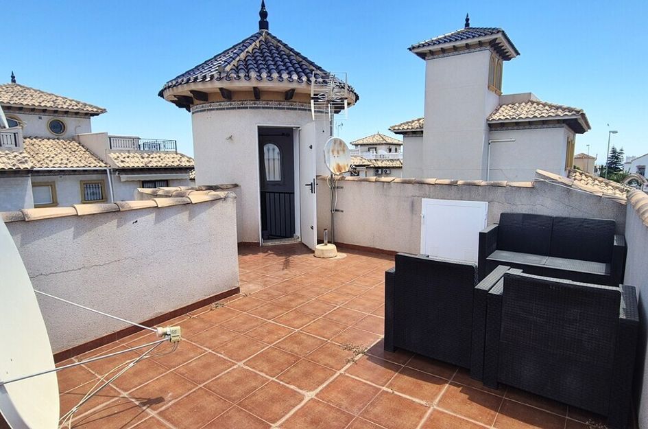 Villa in Los Almendros