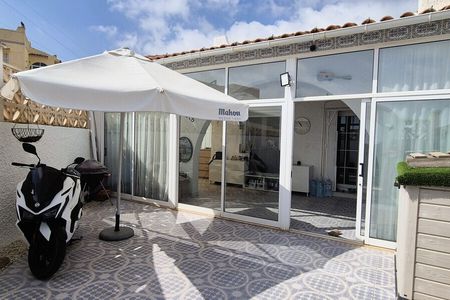 Bungalow in Orihuela Costa