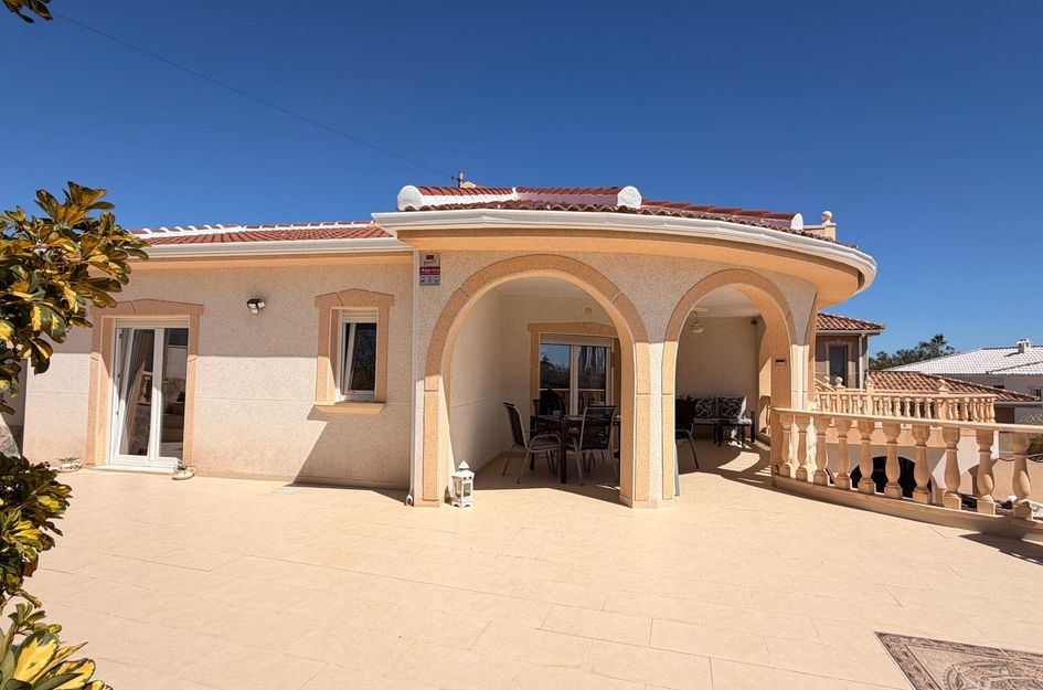 Villa in Quesada