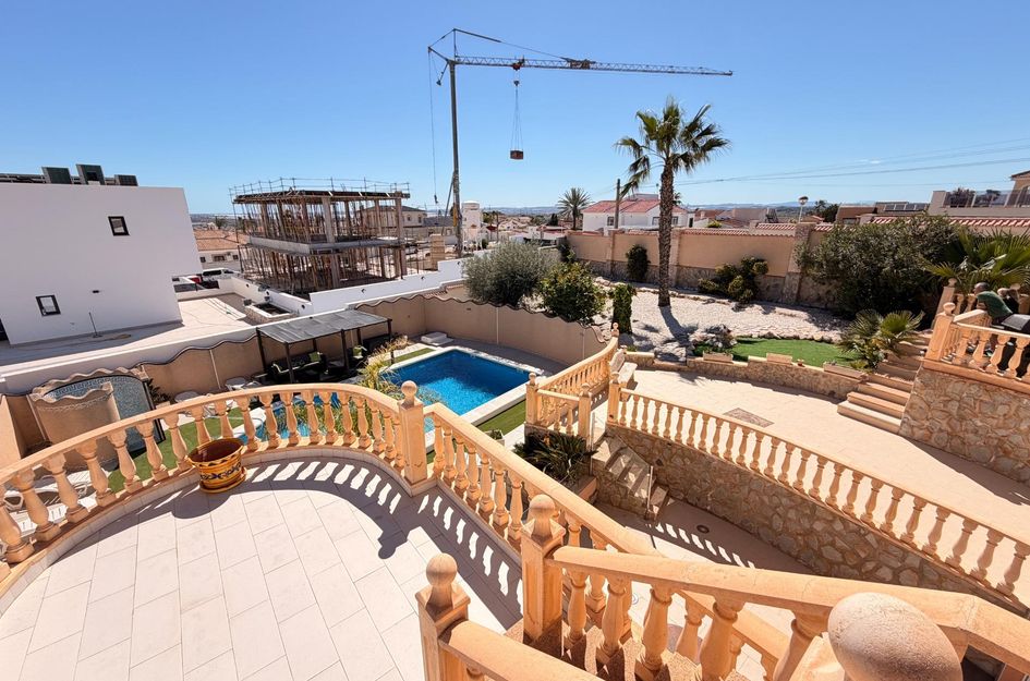 Villa in Quesada