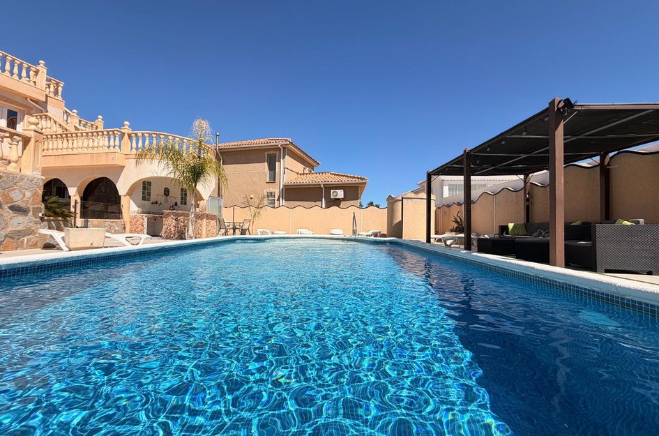 Villa in Quesada
