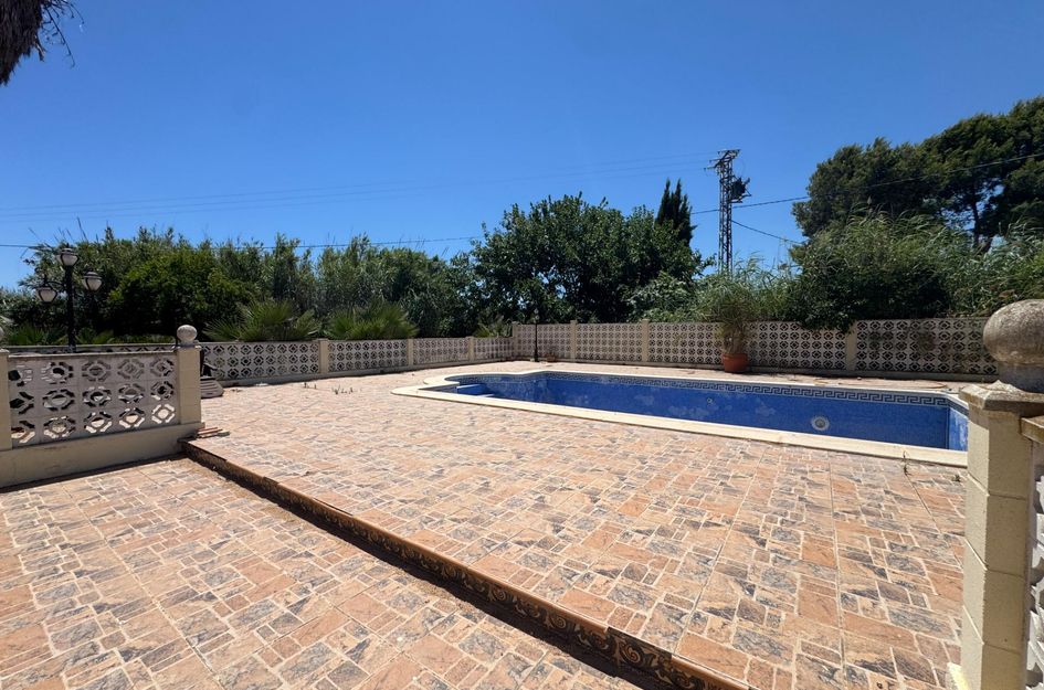 Finca in Dolores