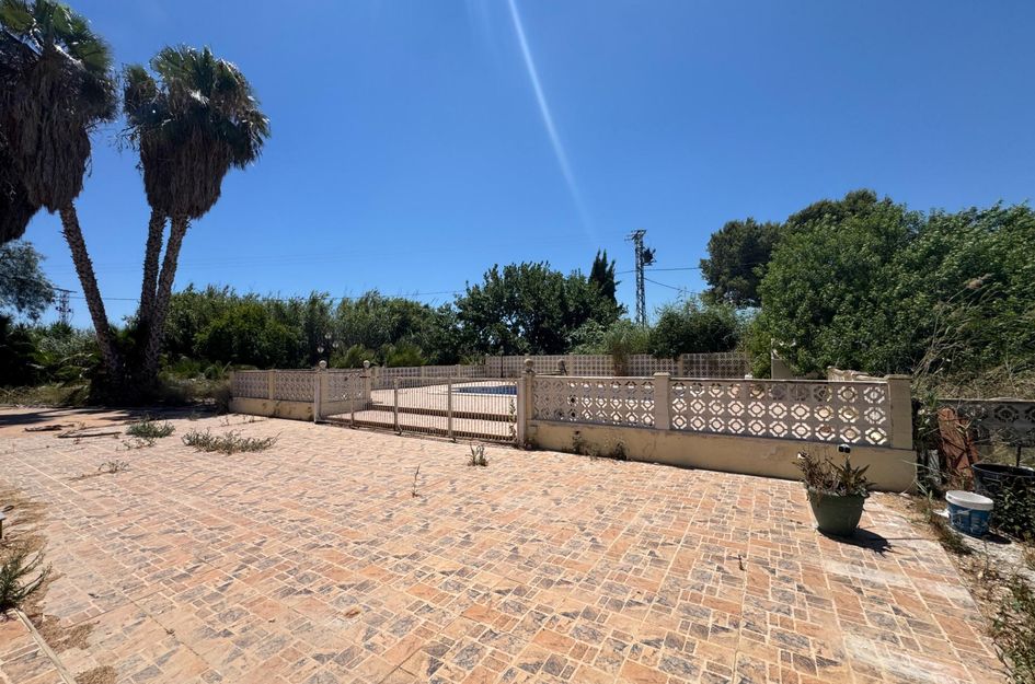 Finca in Dolores