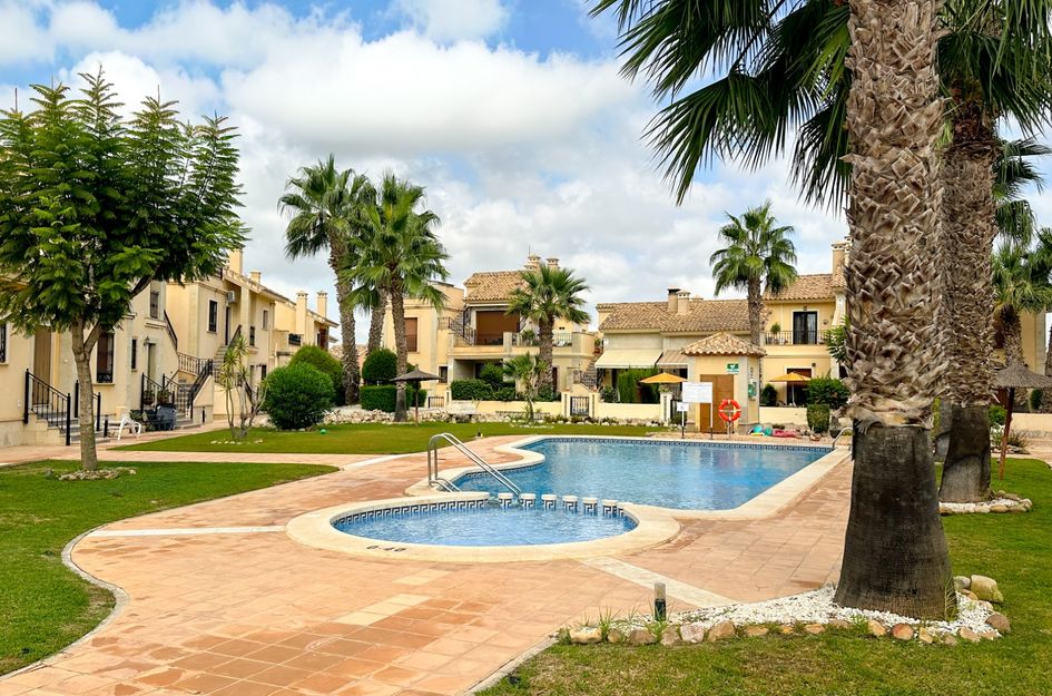 Huis in Castillo de Montemar