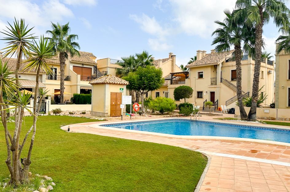 Huis in Castillo de Montemar