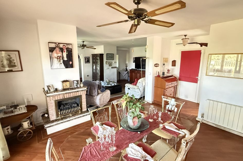 Villa in Villamartin