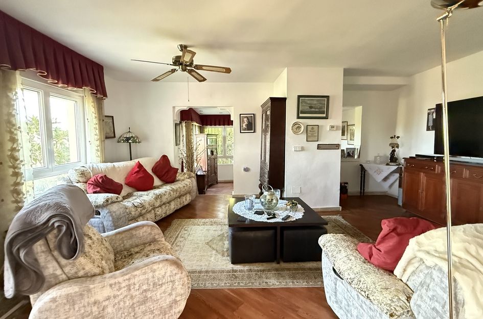 Villa in Villamartin