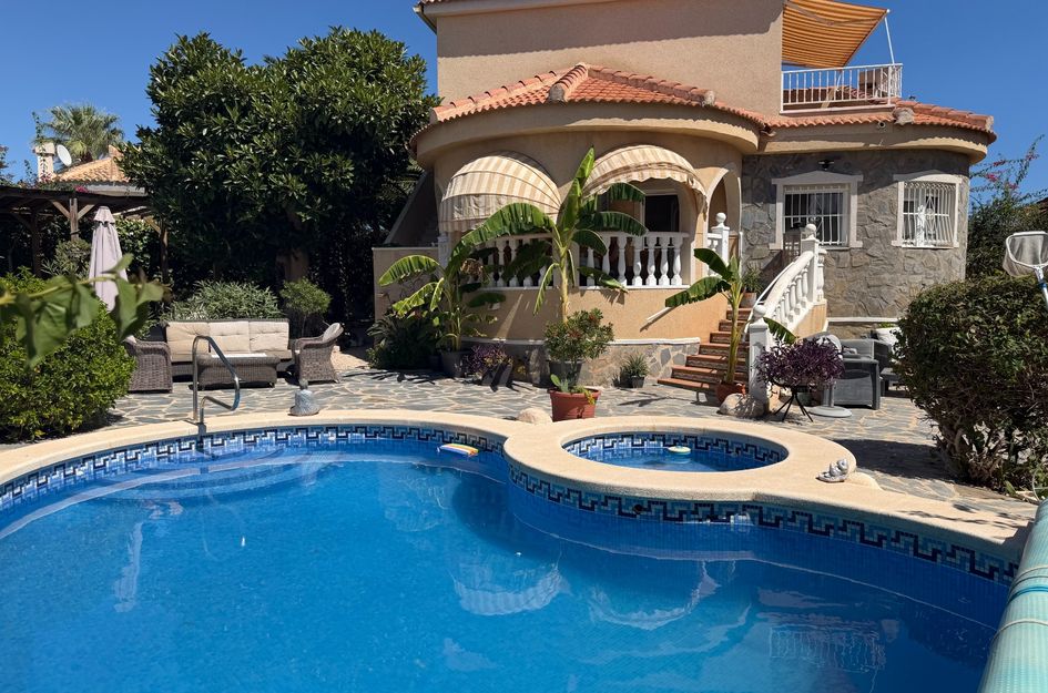 Villa in Formentera del Segura