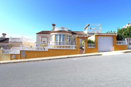 Villa in San Miguel de Salinas