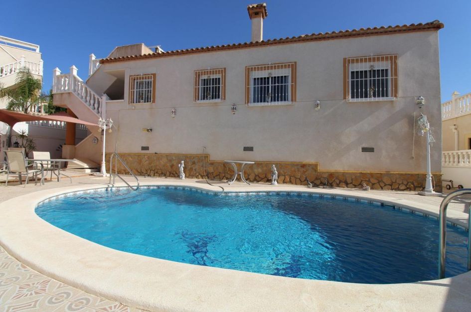 Villa in San Miguel de Salinas