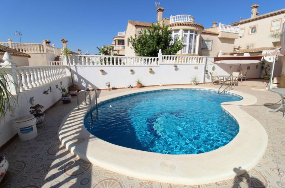 Villa in San Miguel de Salinas