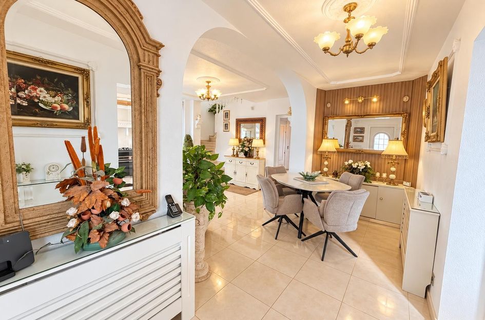 Villa in Los Dolses