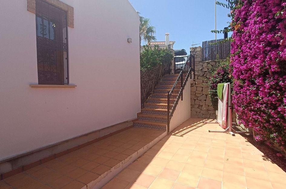 Halfvrijstaand in Castillo de Montemar