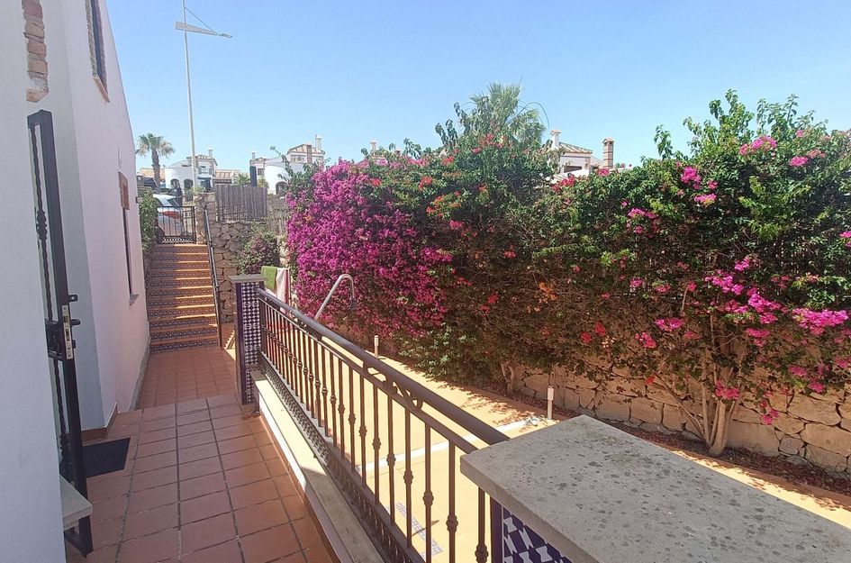 Halfvrijstaand in Castillo de Montemar