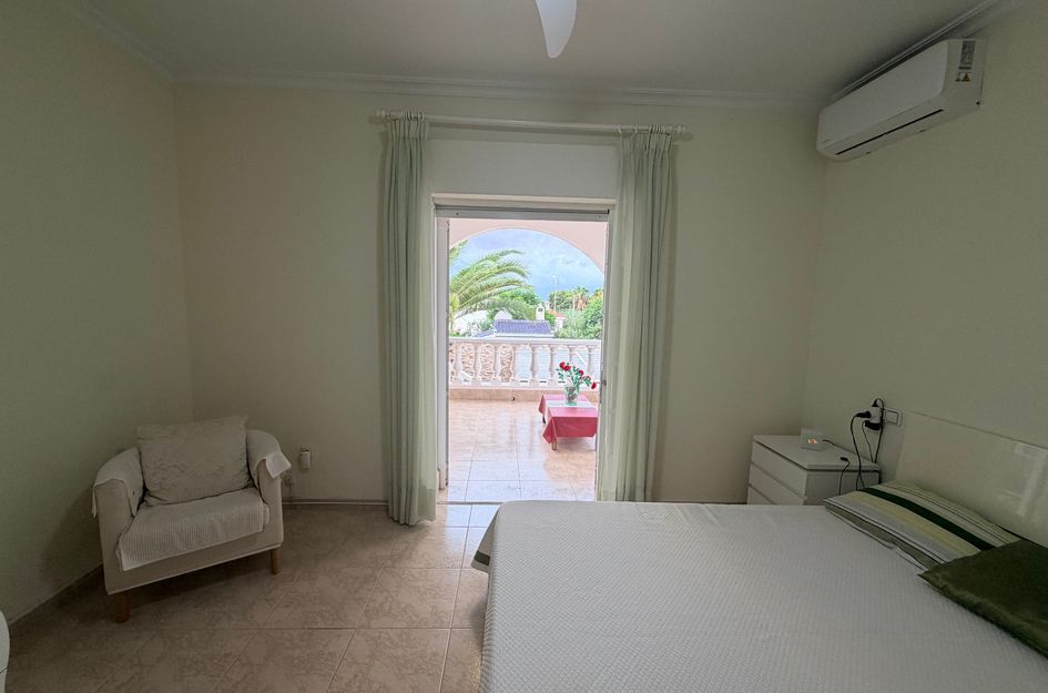 Villa in Quesada