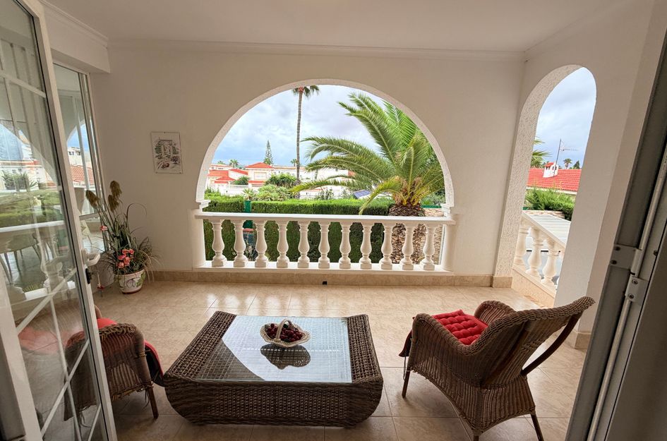 Villa in Quesada