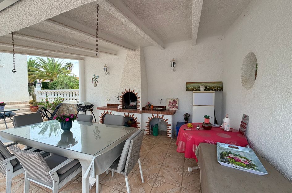 Villa in Quesada