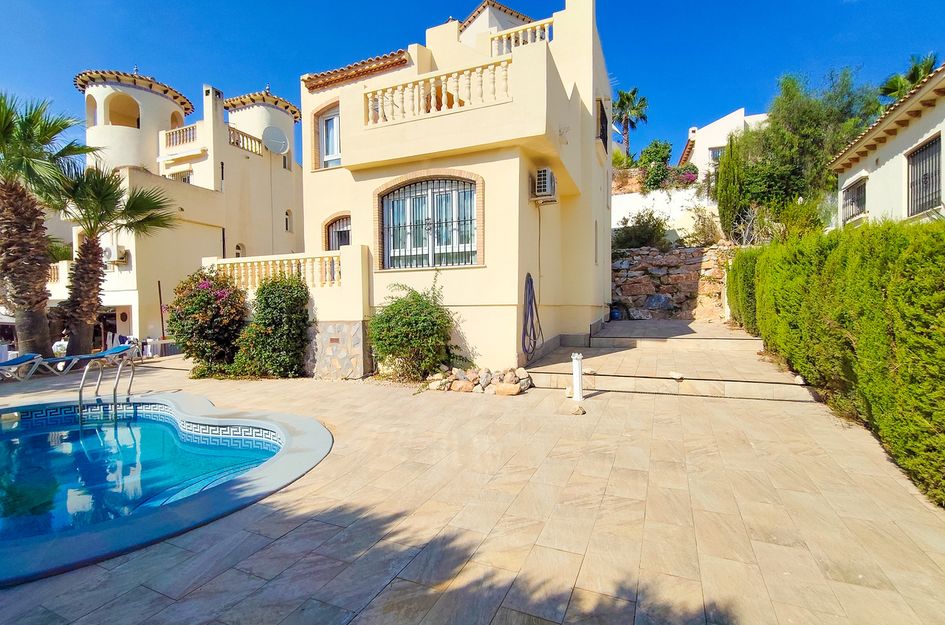 Villa in Villamartin