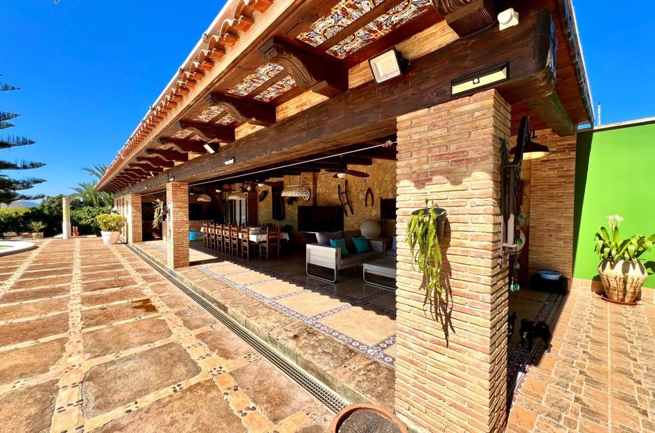 Villa in Almoradí