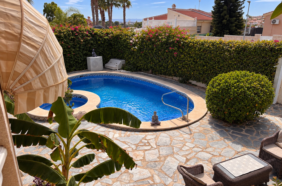 Villa in Quesada