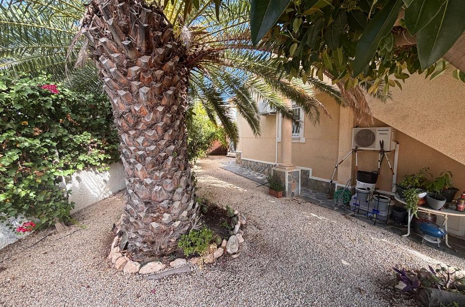 Villa in Quesada