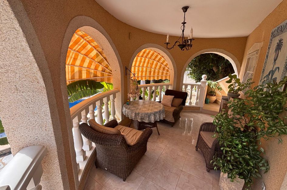 Villa in Quesada