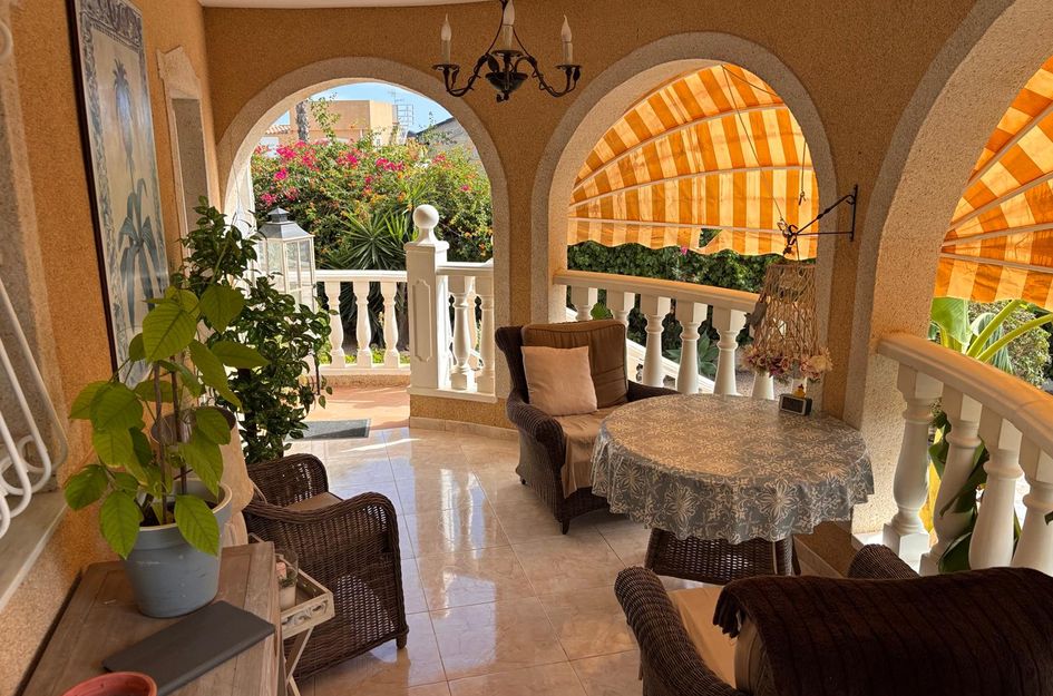 Villa in Quesada