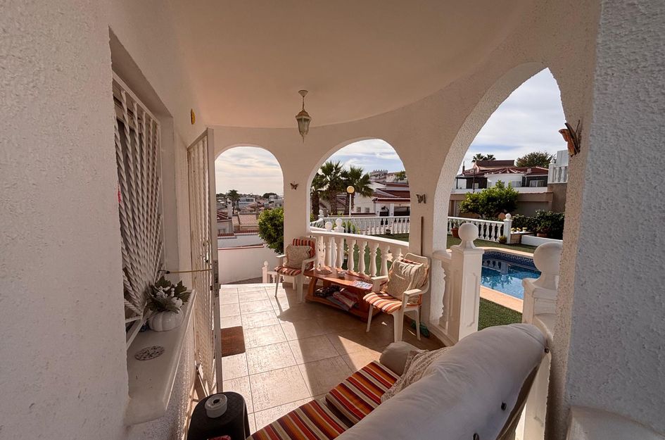 Villa in Quesada