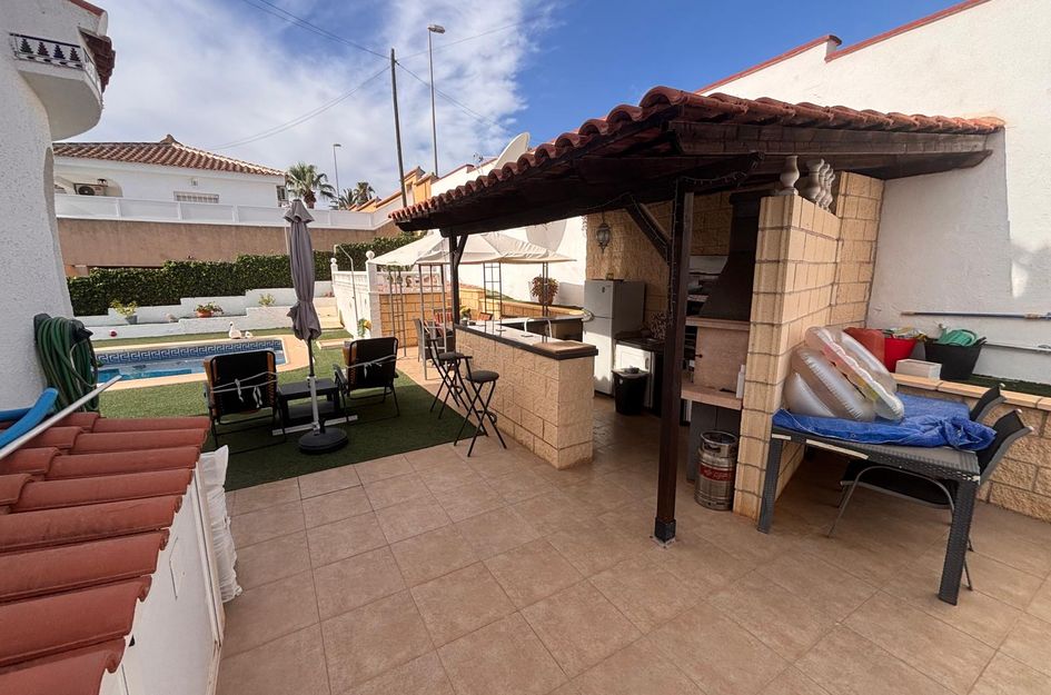 Villa in Quesada