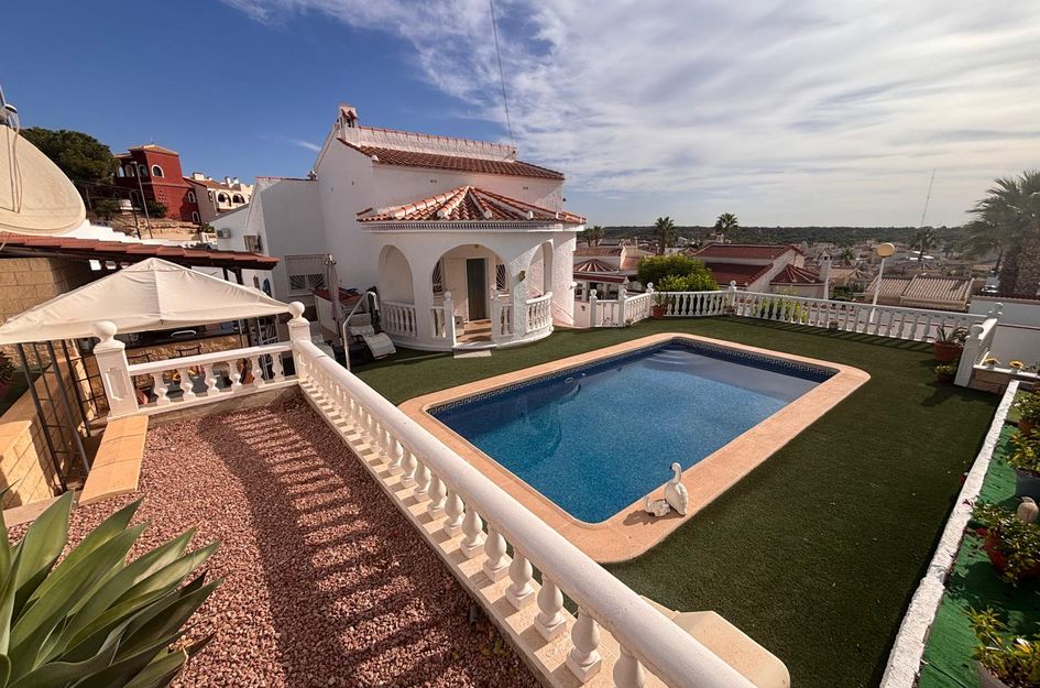 Villa in Quesada