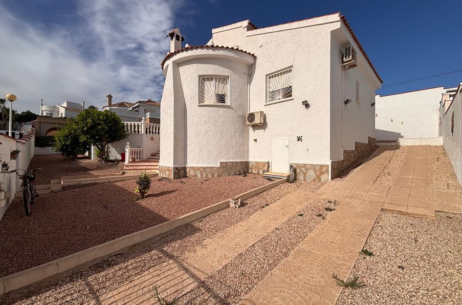 Villa in Quesada