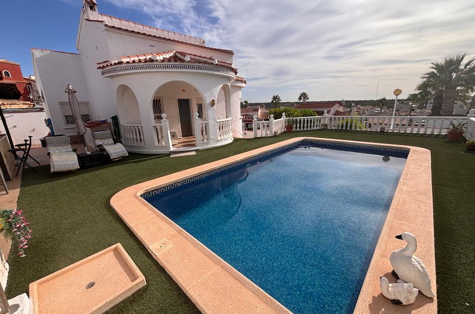 Villa in Quesada