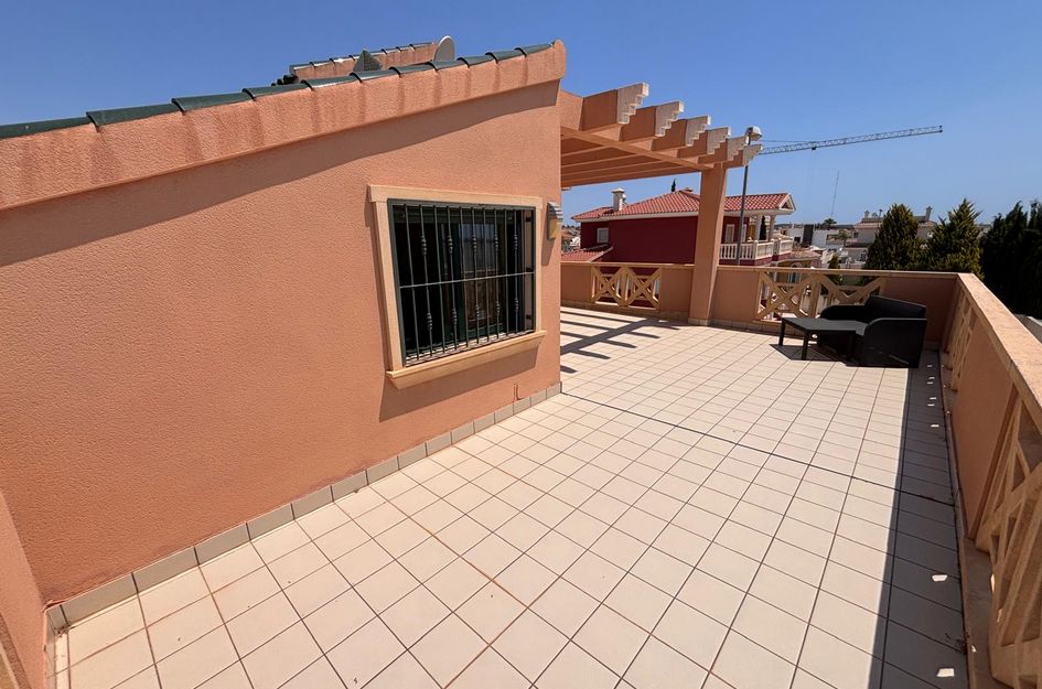 Villa in Quesada