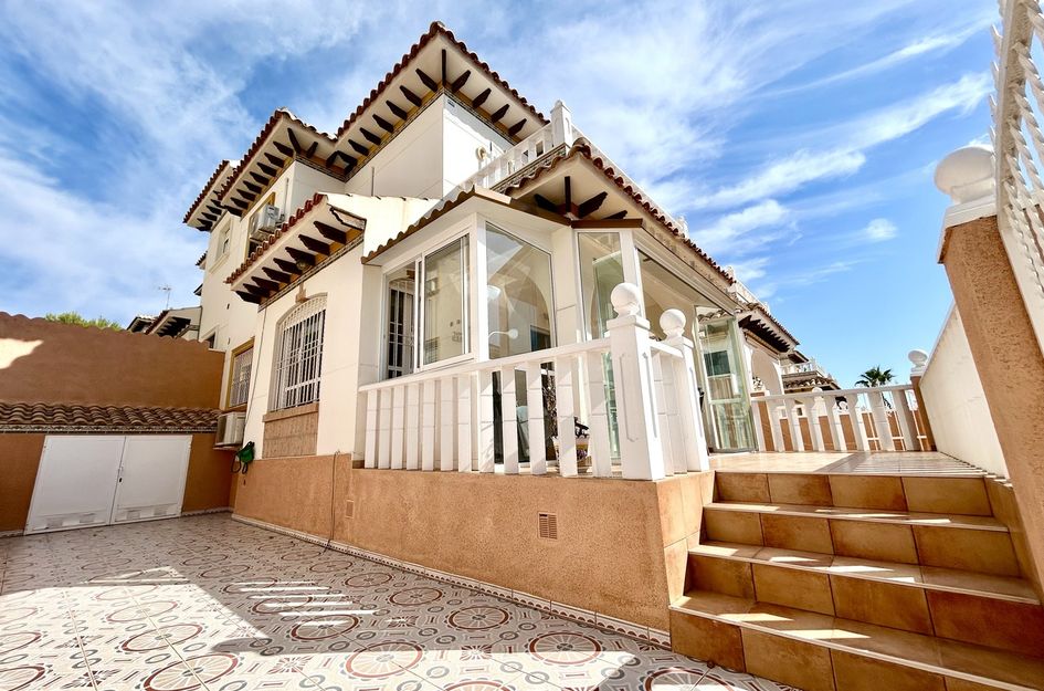 Huis in Cabo Roig