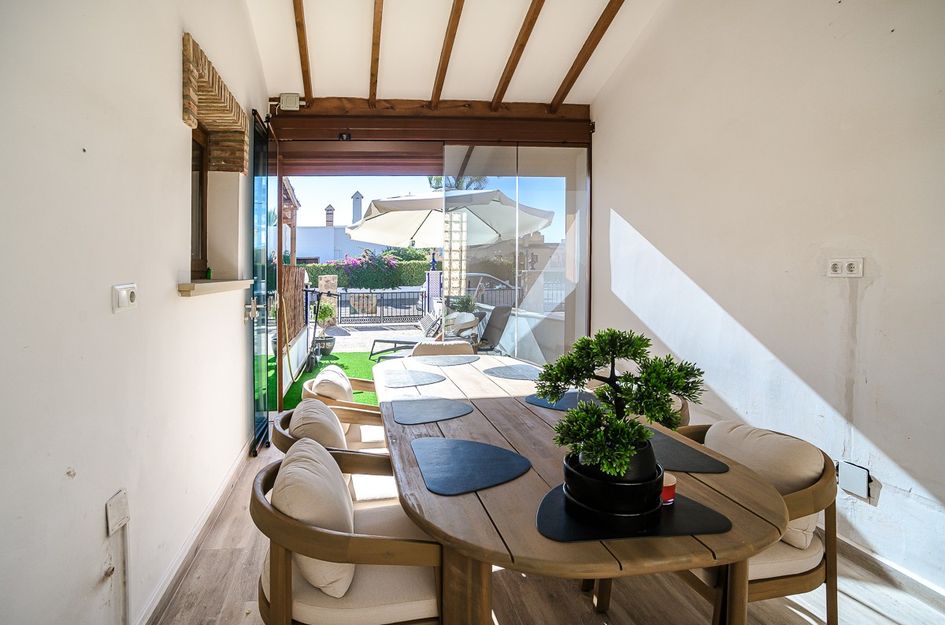 Villa in Algorfa