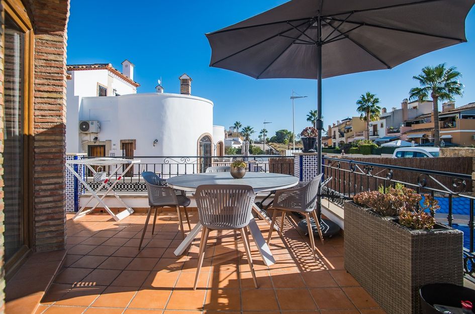 Villa in Algorfa