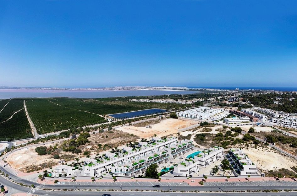 Halfvrijstaand in Torrevieja