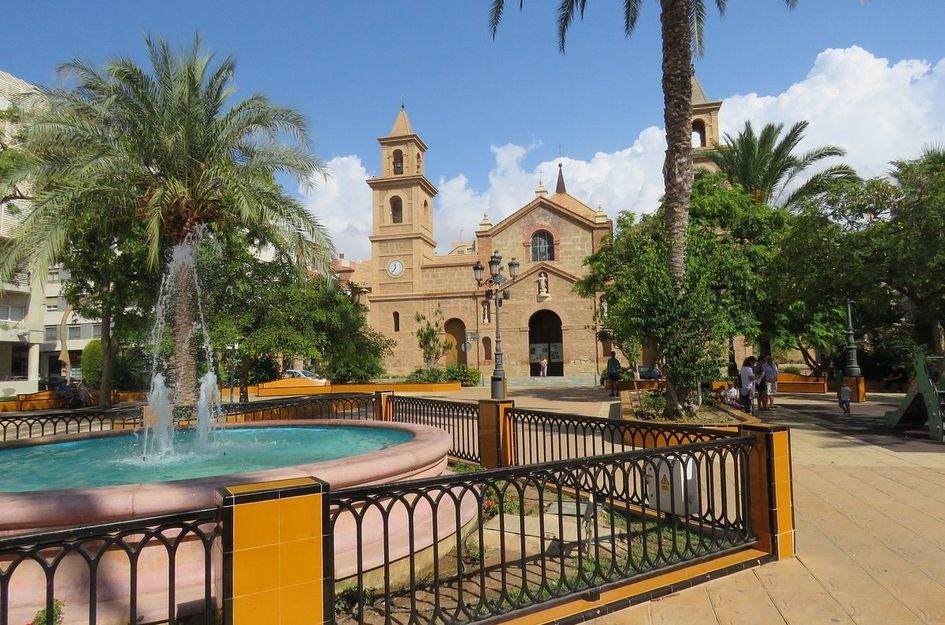 Halfvrijstaand in Torrevieja