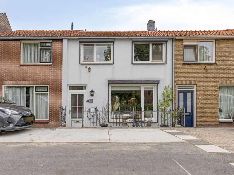Oostdijk 245, Oud-Beijerland