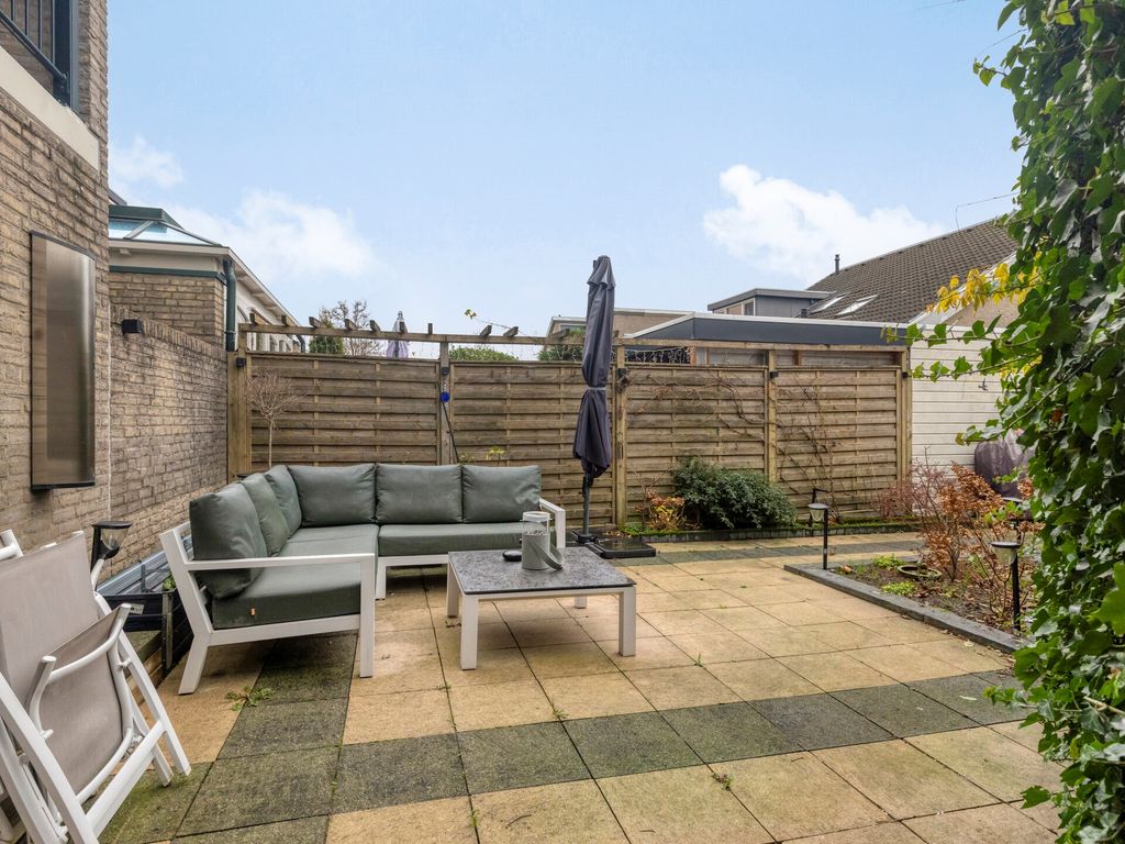 Theo Mann-Bouwmeesterstraat 82, Spijkenisse